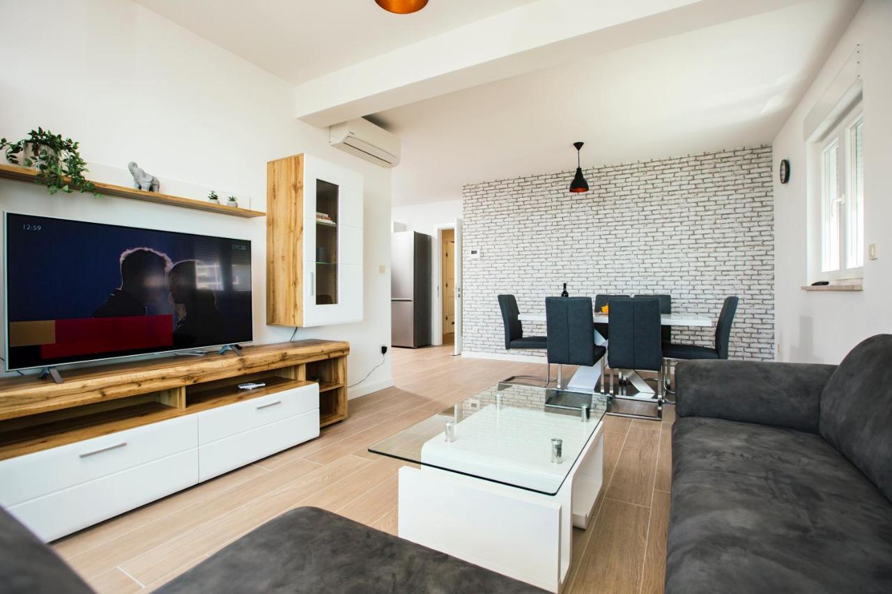 Apartman Magdalena Apartment มาคาร์สกา ภายนอก รูปภาพ