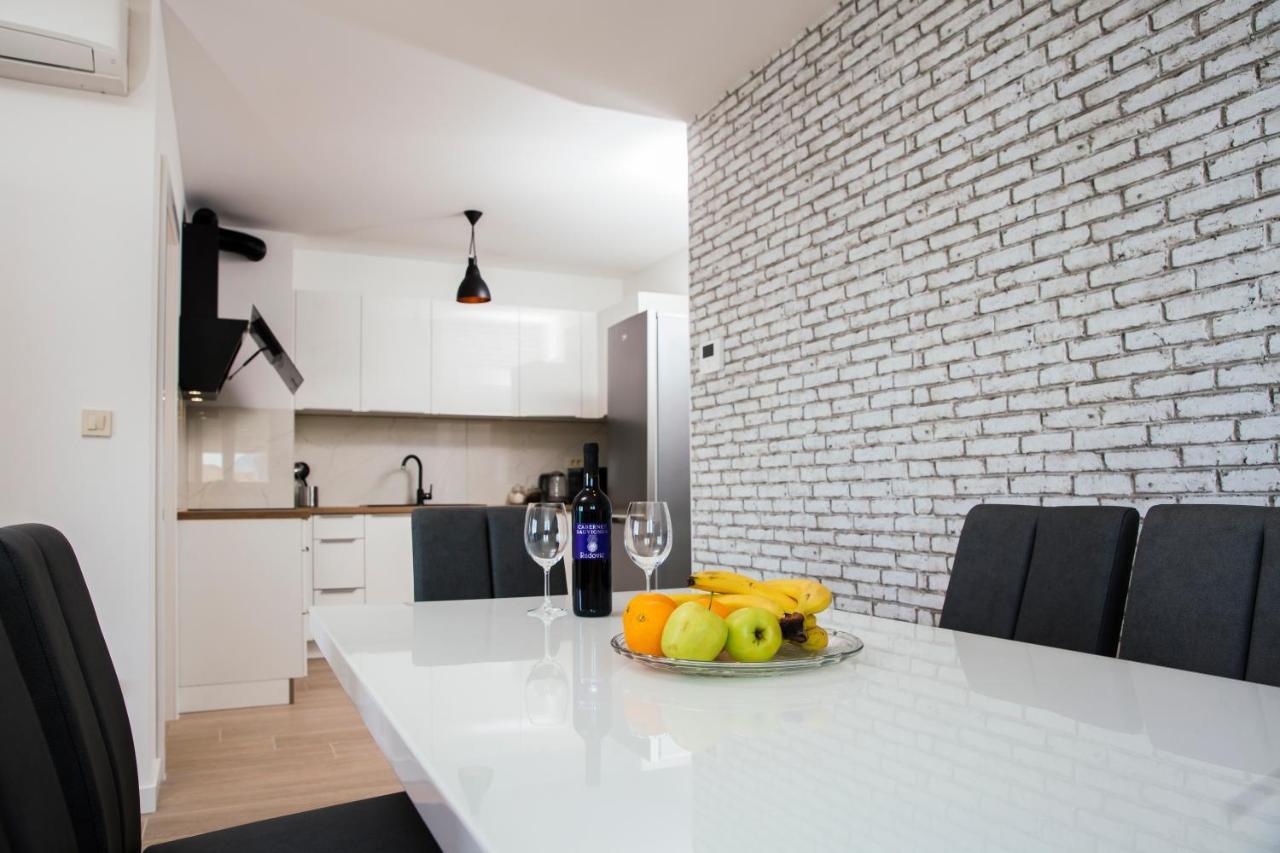 Apartman Magdalena Apartment มาคาร์สกา ภายนอก รูปภาพ