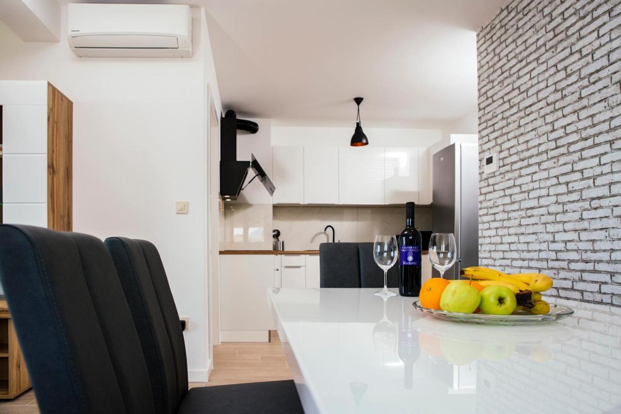 Apartman Magdalena Apartment มาคาร์สกา ภายนอก รูปภาพ